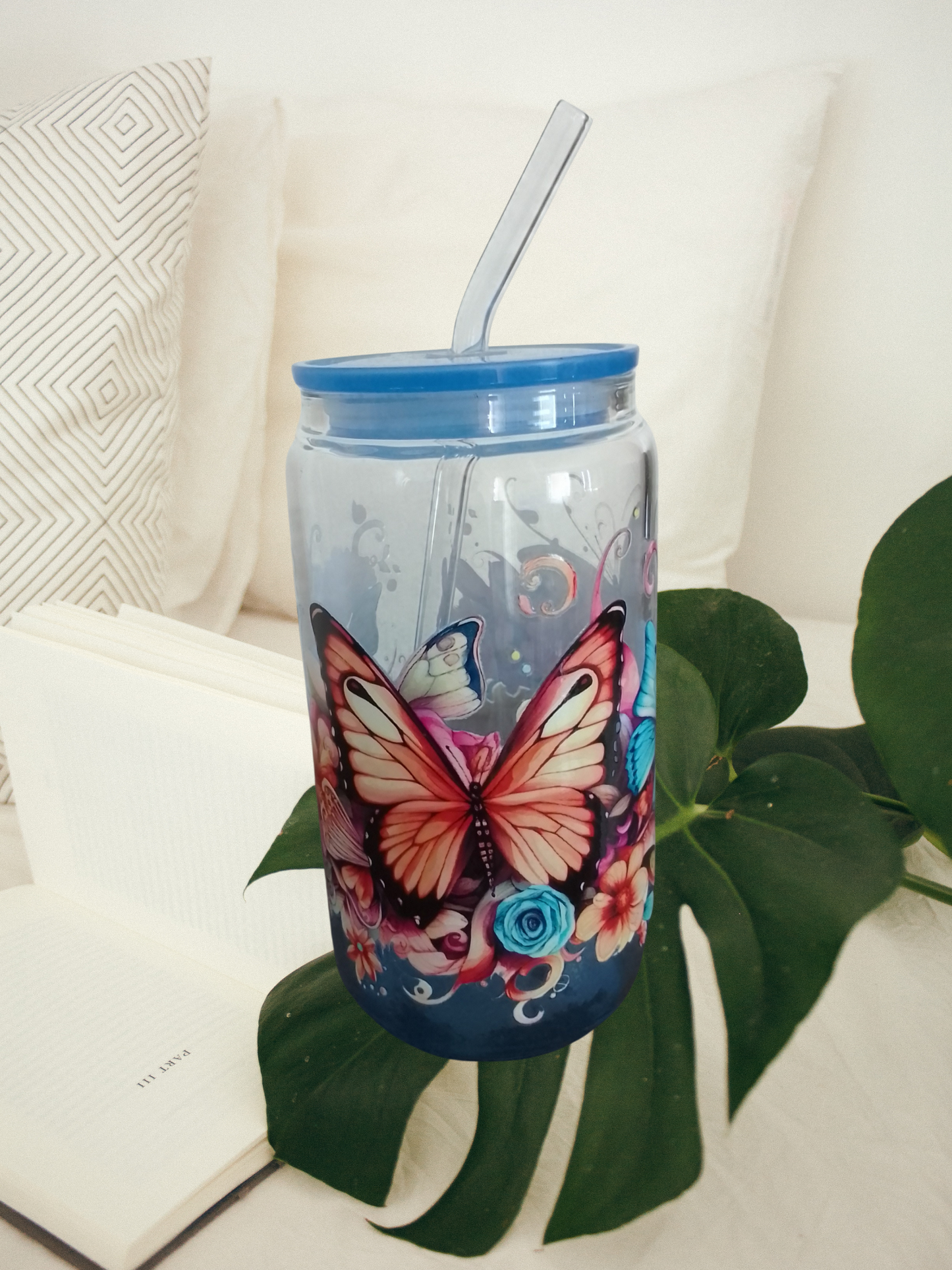 Trinkglas mit Bambusdeckel – Butterfly Dreams (500 ml)