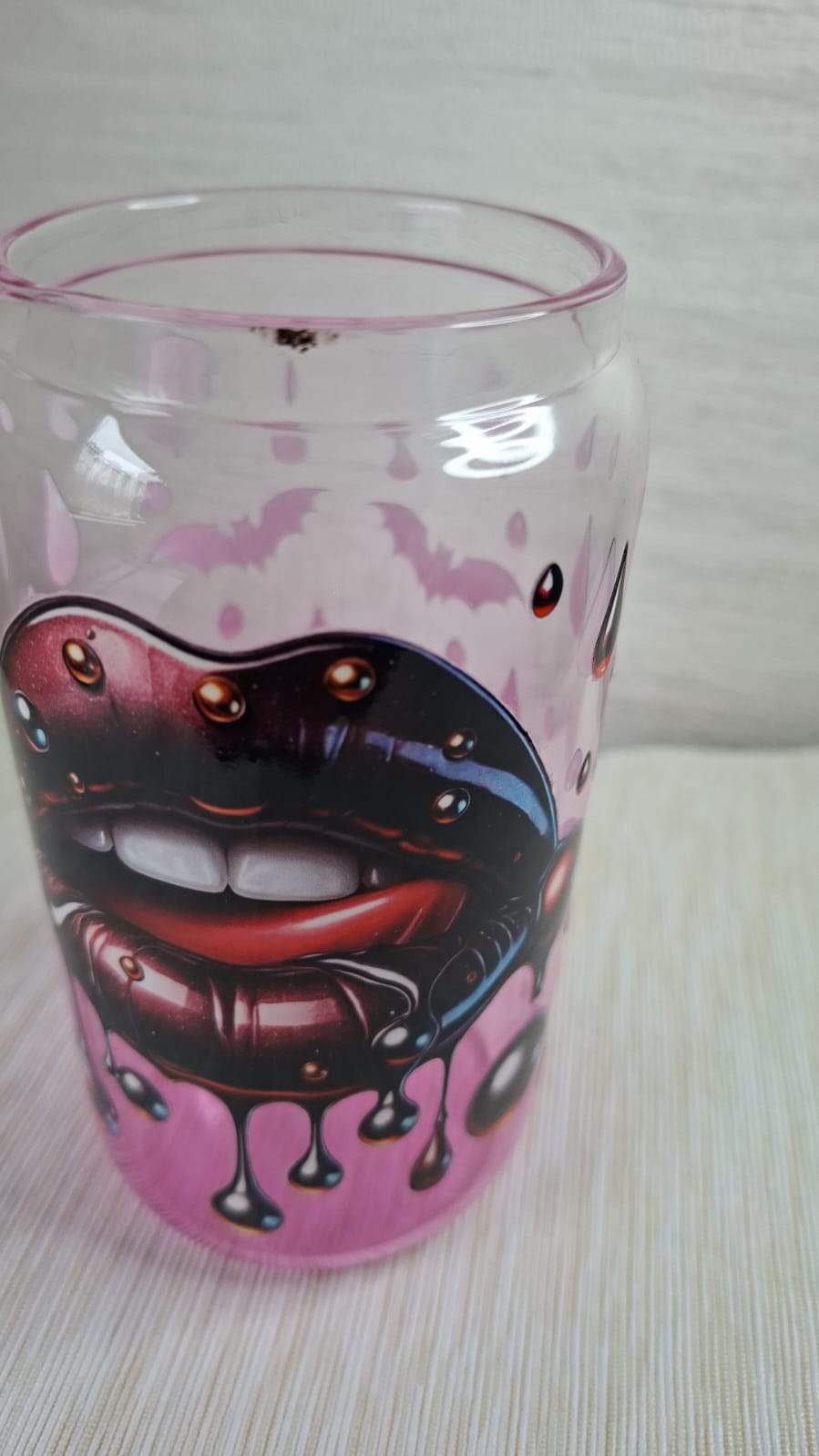 Trinkglas mit Strohhalm – Gothic Lips Design (B-Ware)